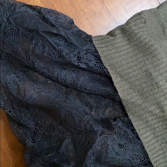 Romeo and Juliet couture Flared laced sweater - Picture 3 of 4